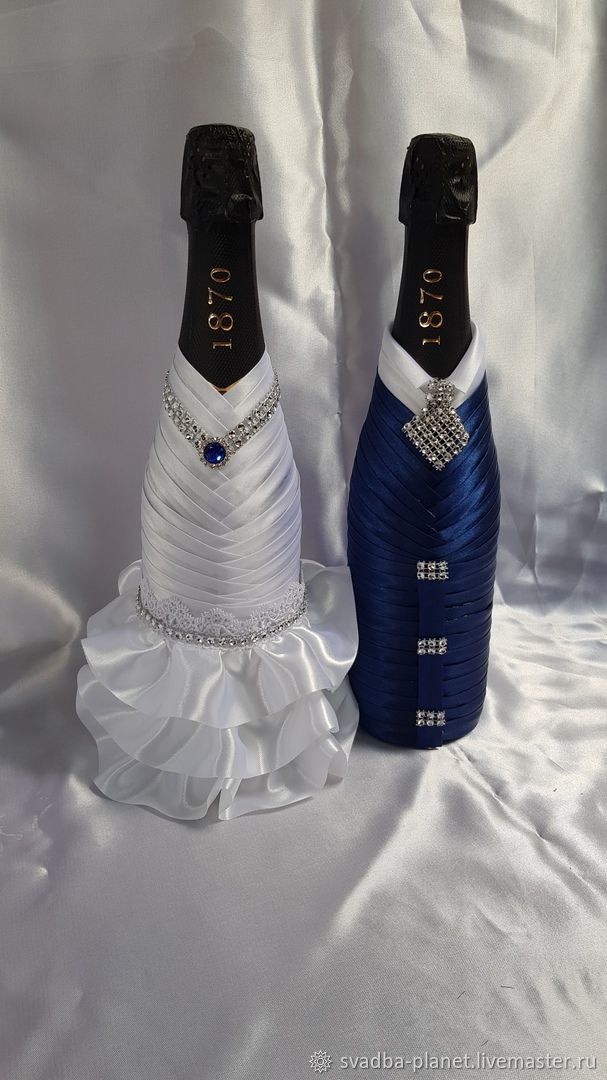 Шампанское с атласной подкладкой из бисера и кружевного свадебного платья с русалкой - Lunss