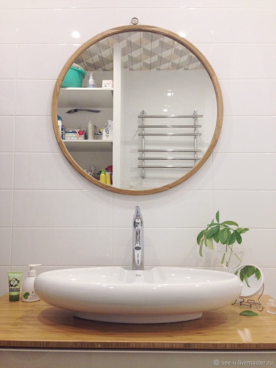 Большое зеркало в ванной фото