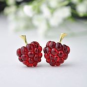 Украшения handmade. Livemaster - original item Crimson stud earrings (carnations), glossy. Handmade.