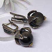 Black Tulip earrings with natural black agate