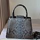 Сумка из блестящей и мягкой змеиной кожи. Классическая сумка. Chic bags. Интернет-магазин Ярмарка Мастеров.  Фото №2