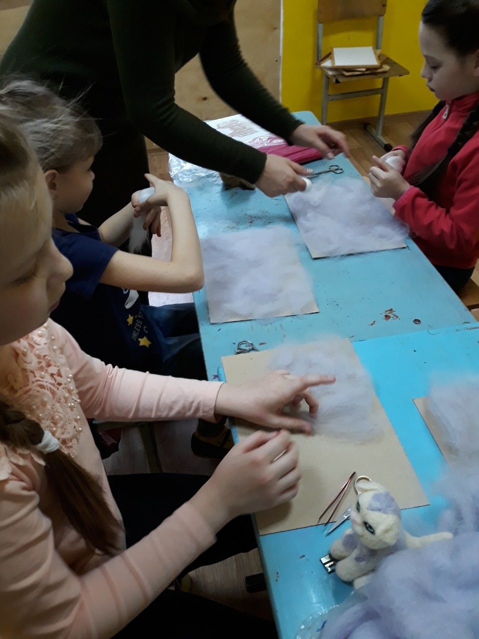 Котик Няшка в процессе работы