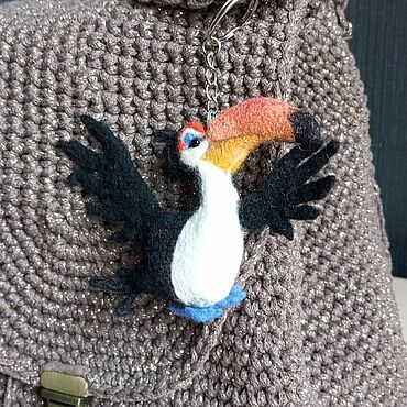 Сумки ручной работы. Ярмарка Мастеров - ручная работа Брелок: Тукан. Handmade.