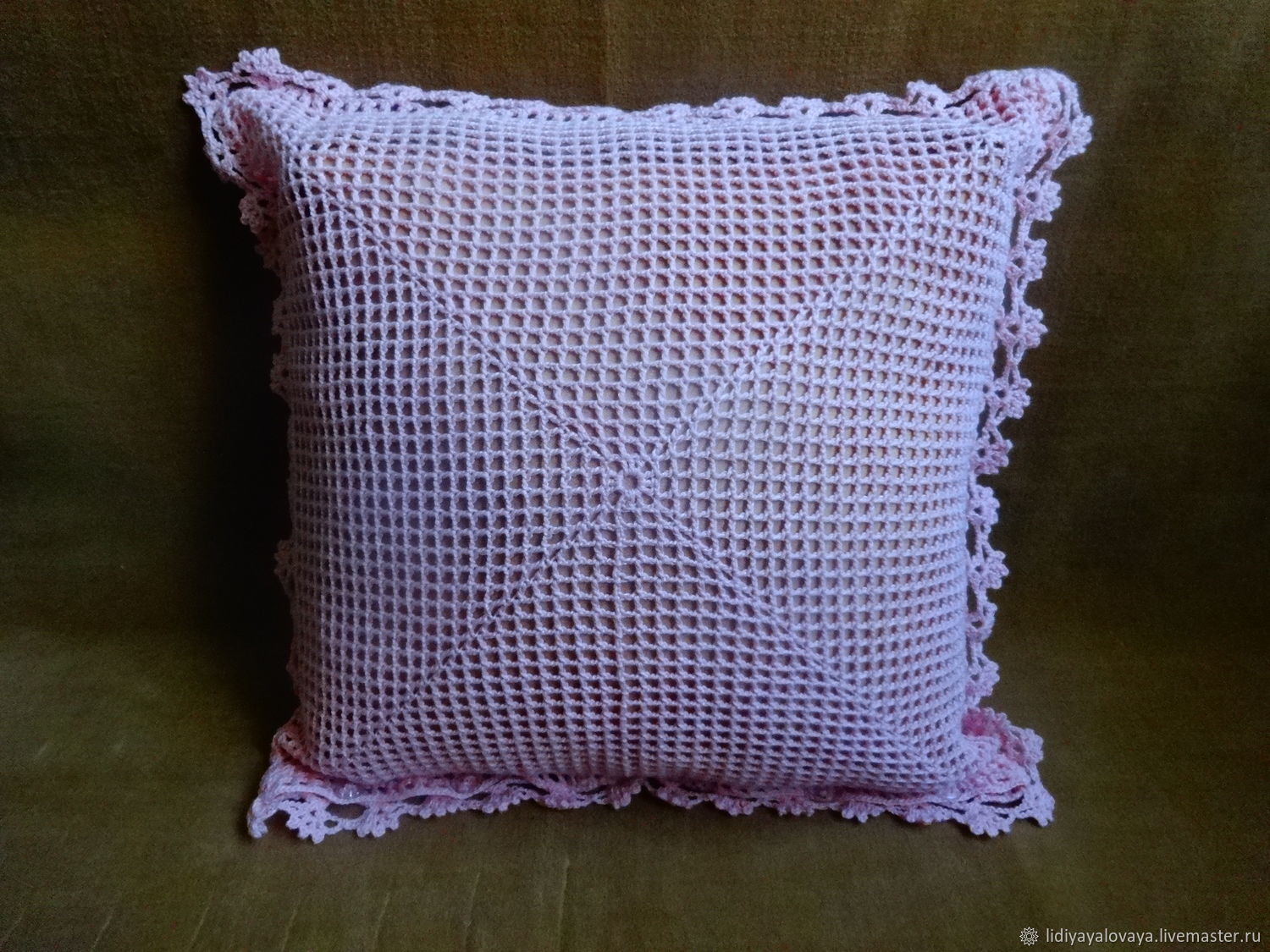 Филейное вязание, подушки с цветами | Вязанные крючком подушки, Филейная вышивка, Подушки
