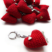Сувениры и подарки ручной работы. Ярмарка Мастеров - ручная работа Keychain 5 cm Knitted heart red. Handmade.