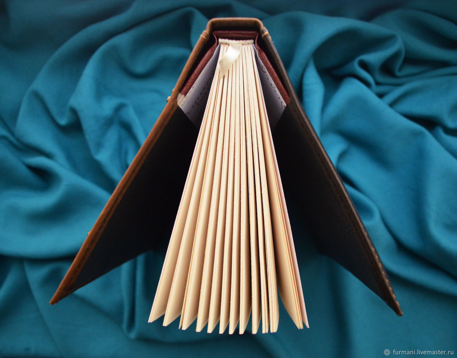 Блокнот \"РЫБА КОИ\" именной (Ежедневник в кожаной обложке) – заказать на ...