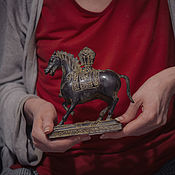 Винтаж handmade. Livemaster - original item Chasing a Dragon and a statuette of a Horse. Handmade.