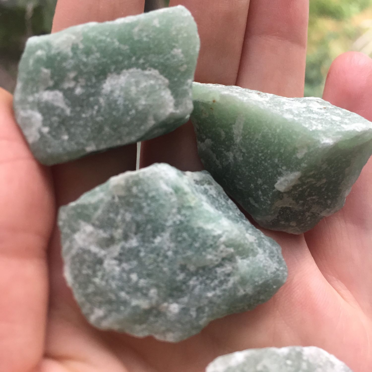 Зеленые камни минералы названия и фото