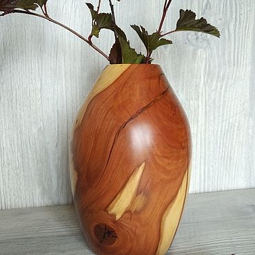 Деревянная ваза: эко-декор для дома