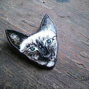 Украшения handmade. Livemaster - original item Hand-painted cat brooch made of glass. Handmade.