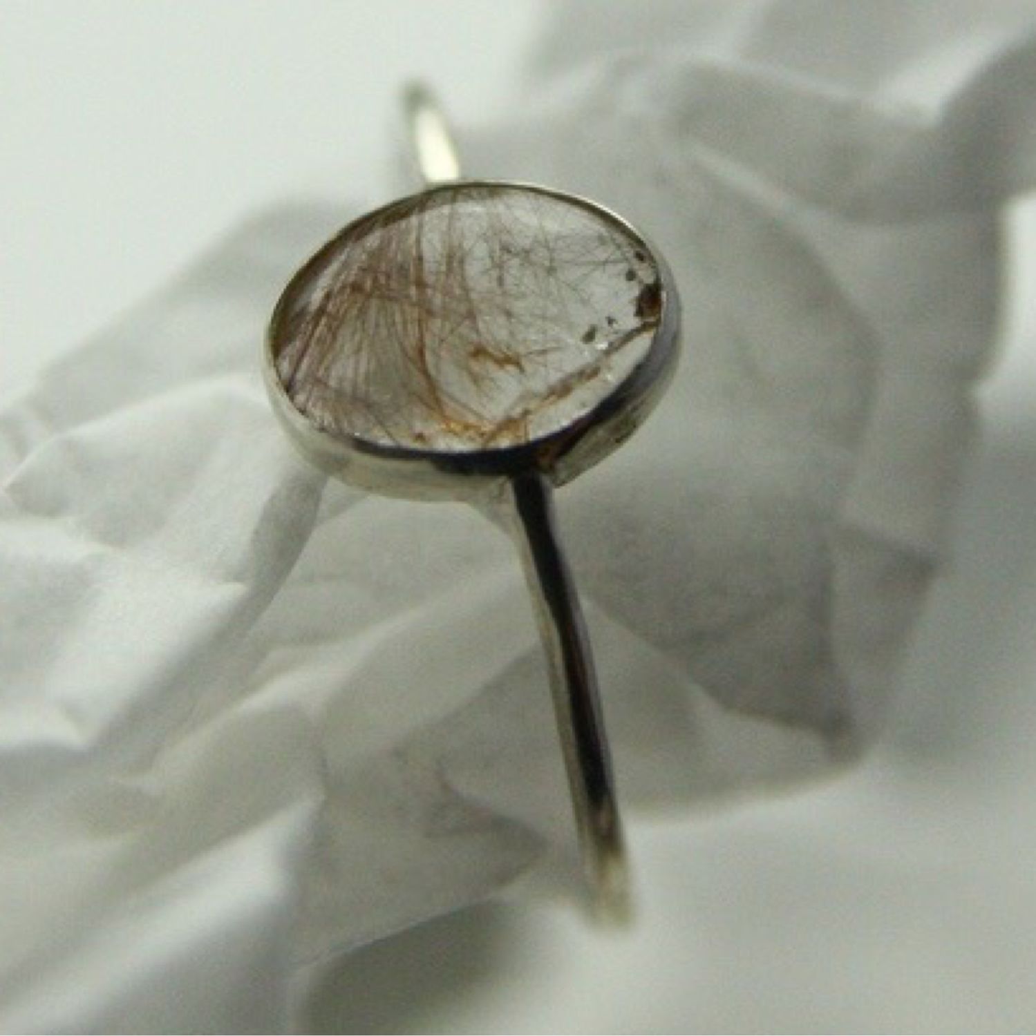Серебряное кольцо с кварцем-волосатиком – купить на Ярмарке Мастеров – MOHEORU | Кольца, Санкт-Петербург