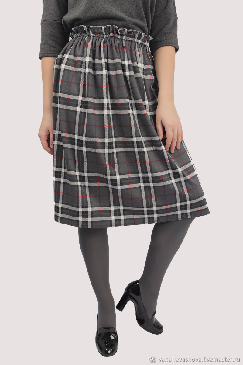 grey skirt checked