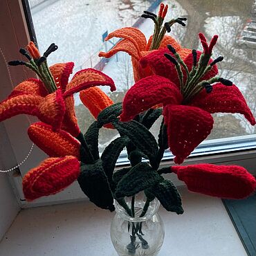 Цветы и флористика ручной работы. Ярмарка Мастеров - ручная работа Лилии вязаные крючком.. Handmade.