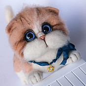 Британский котик игрушка из войлока, шерсти