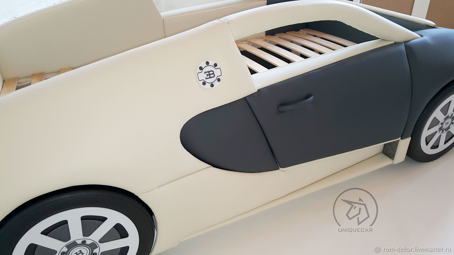 Детская кровать автомобиль Bugatti Veyron