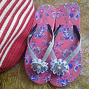 Обувь ручной работы handmade. Livemaster - original item Flip flops embroidered with pearls. Handmade.