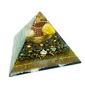 Orgonite pendant, orgone amulet: mountain quartz, yellow Jasper