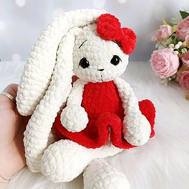 Мягкие игрушки: Вязаная зайка. . Куклы и игрушки ручной работы - Ярмарка Мастеров Куклы и игрушки ручной работы. Ярмарка Мастеров - ручная работа Мягкие игрушки: Вязаная зайка. Handmade.