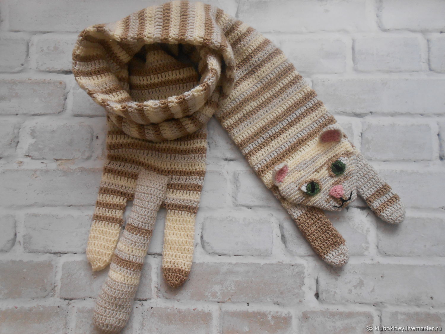 Шарф с котами. Необычные шарфы. Кот в шарфе. Шарф детский оригинальный. Веселые шарфы.