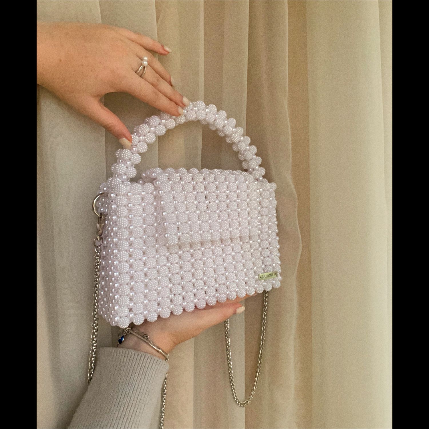 Сумка из бусин шамбала ежевика. Сумочки из бусинок. Мастер класс сумка из шамбалы и жемчуга. Сумка из жемчужных бусин. Сумка из бусин.