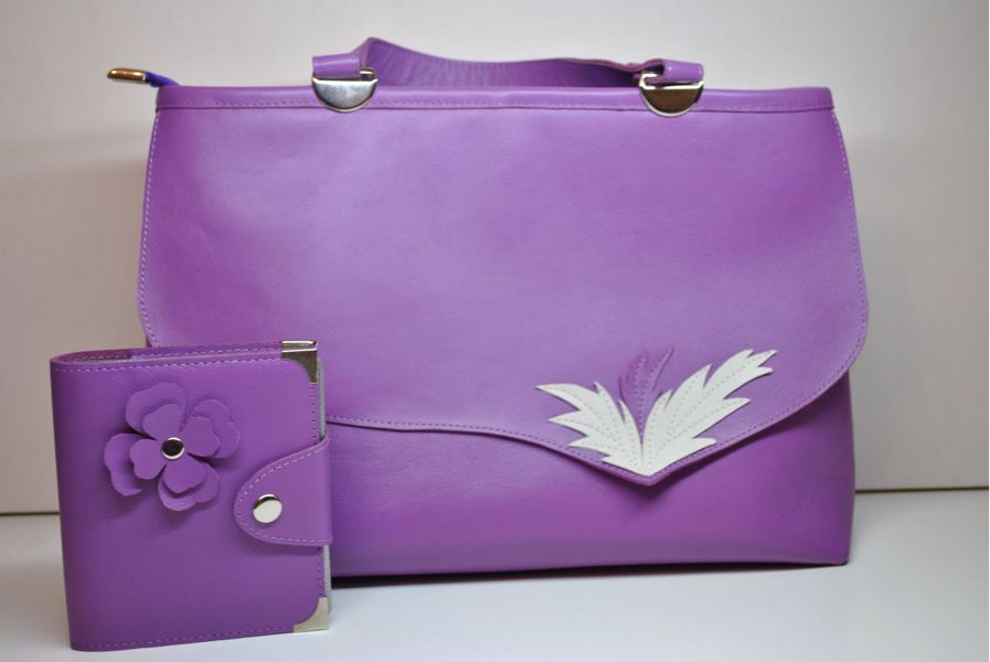 товары фиолетового цвета