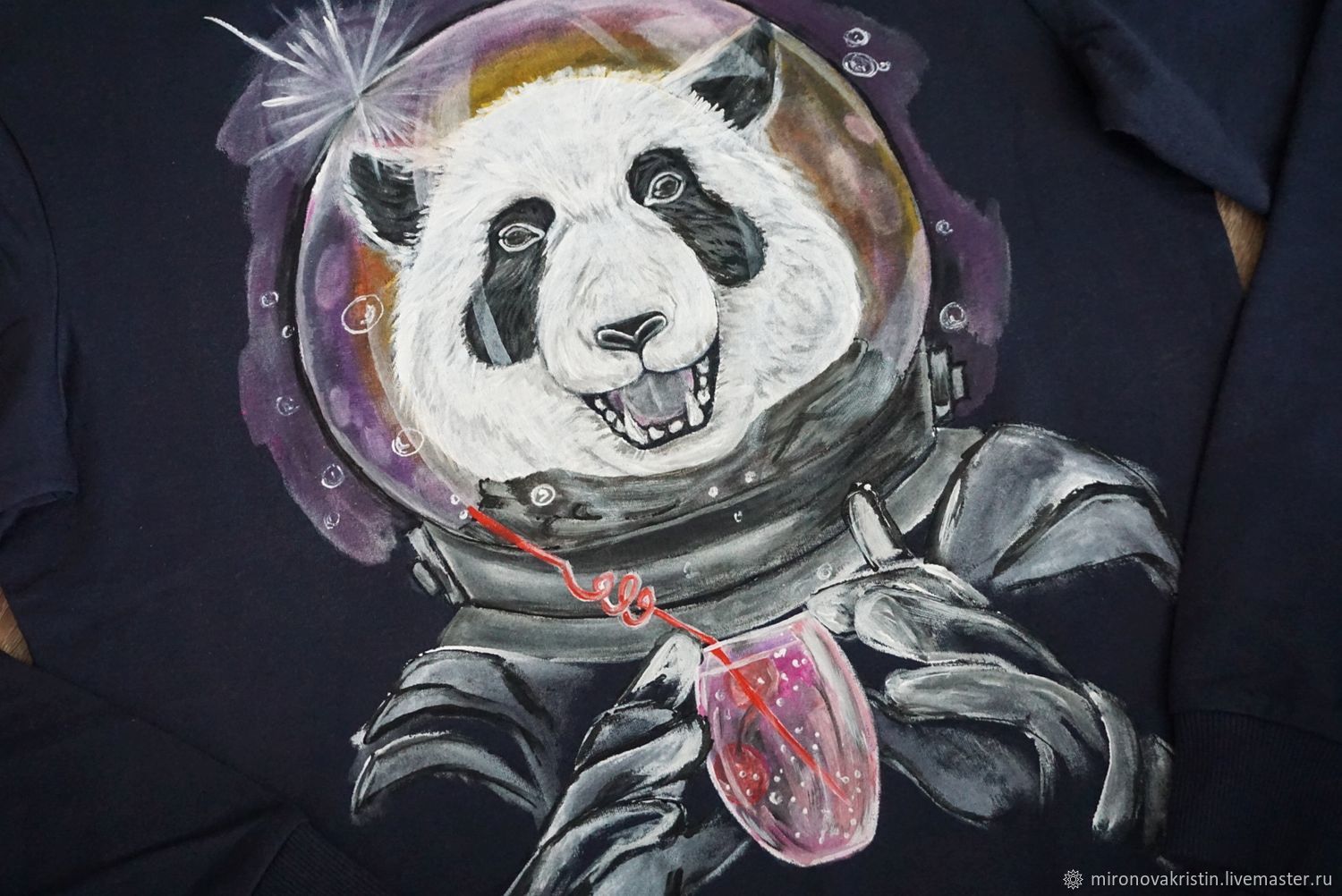 Нарисованный Панда в космосе