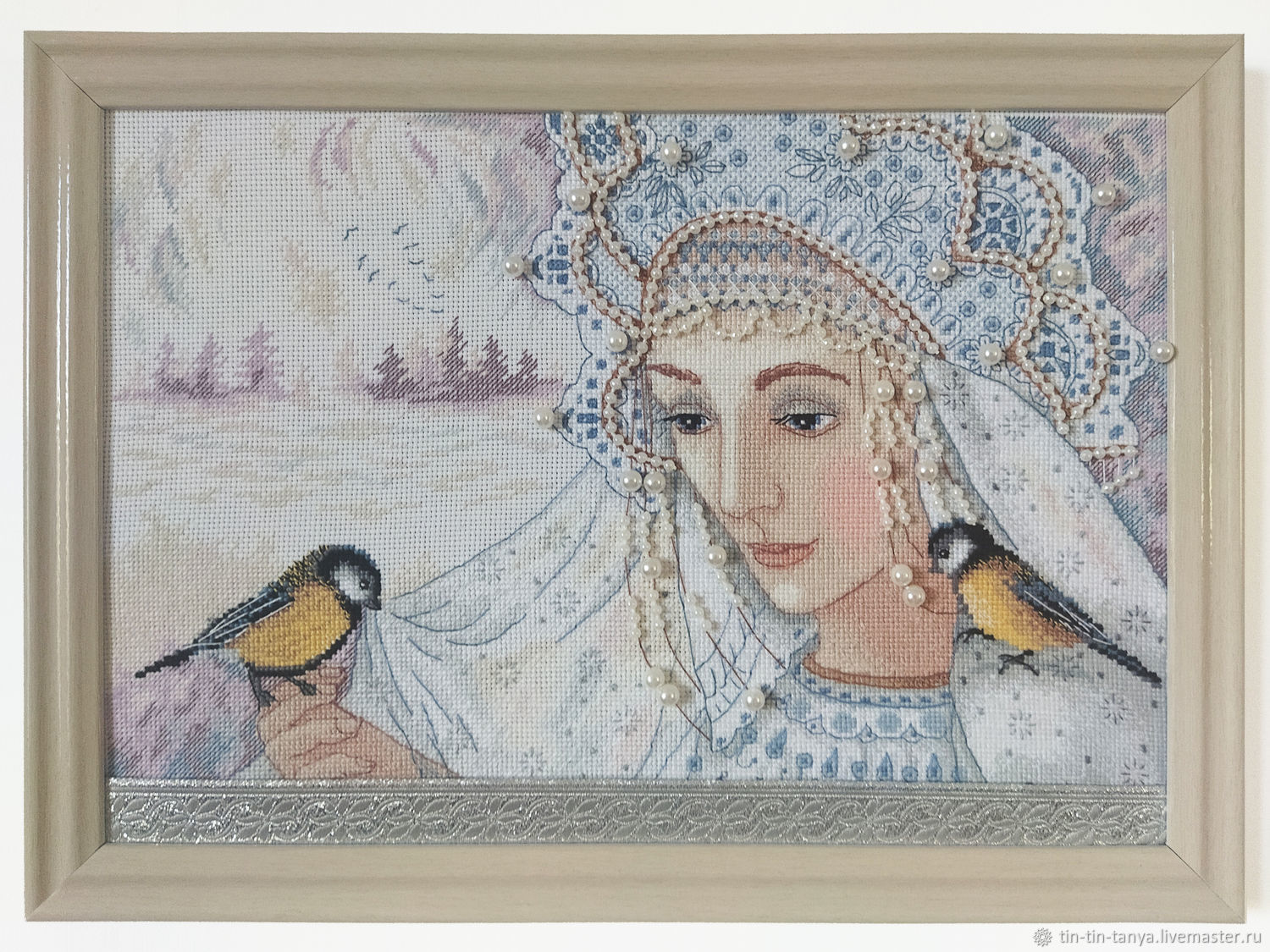 Вышитая картина "Зимняя царица" купить в интернет-магазине Ярмарка ...