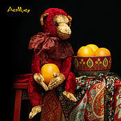 Игольница Агата на основе антикварной  half doll