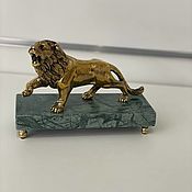 Подарки к праздникам handmade. Livemaster - original item Lion statuette on a stone. Handmade.