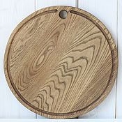 Посуда handmade. Livemaster - original item Large round cutting Board. Oak. d 40 cm. Color 