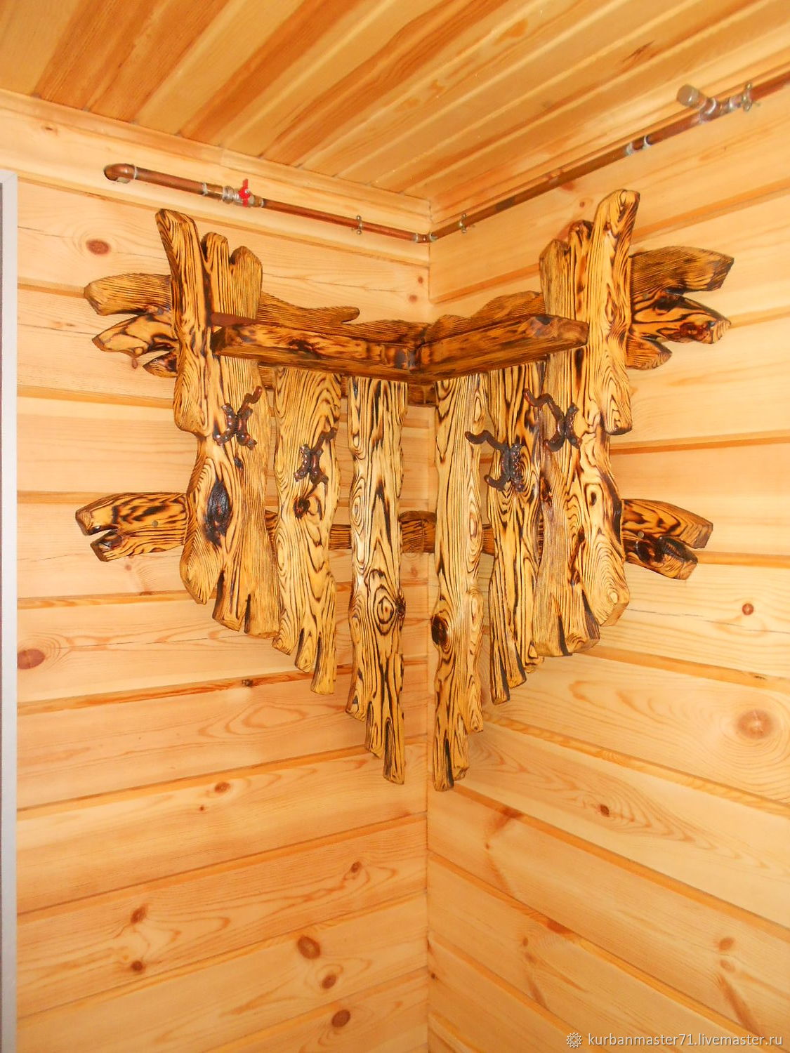 Вешалка для одежды в баню из дерева своими руками