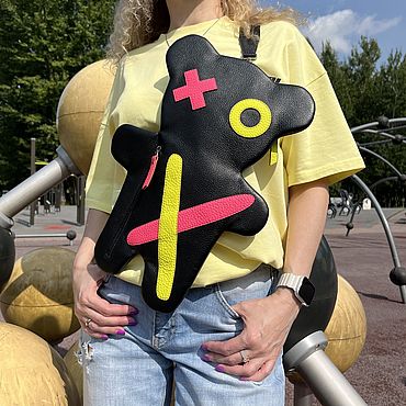 Сумки ручной работы. Ярмарка Мастеров - ручная работа Сумка Слинг (кроссбоди) "Мишка Рейвер". Handmade.