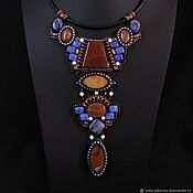 Necklace-tie with a silver moonlight