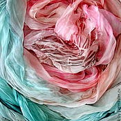 Шарфы: Батик Пудрость Роз из натурального шелка Ручная роспись