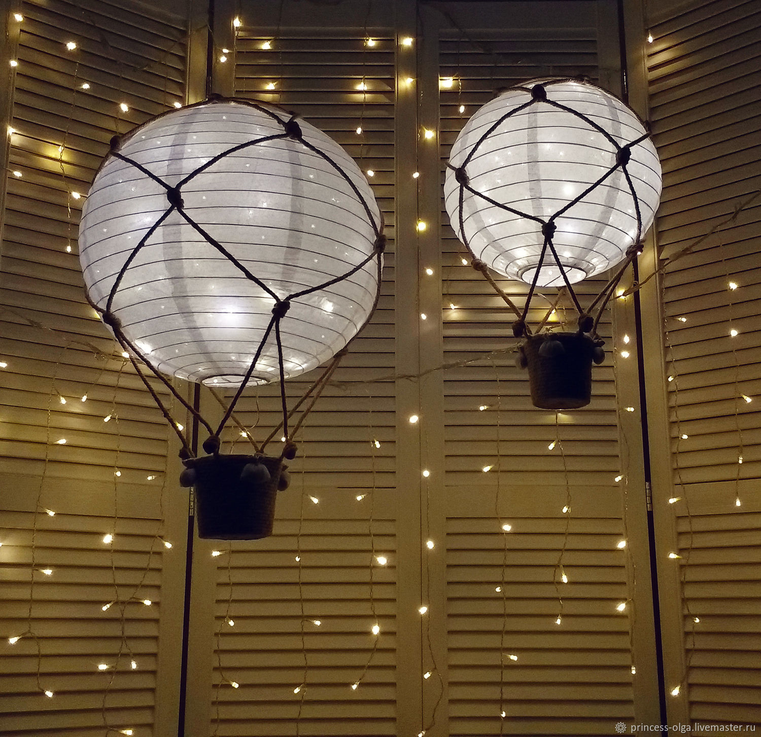 Напольные шары светильники в интерьере