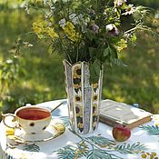 Чайник заварочный фарфоровый "Тюльпаны"(последний чайник)