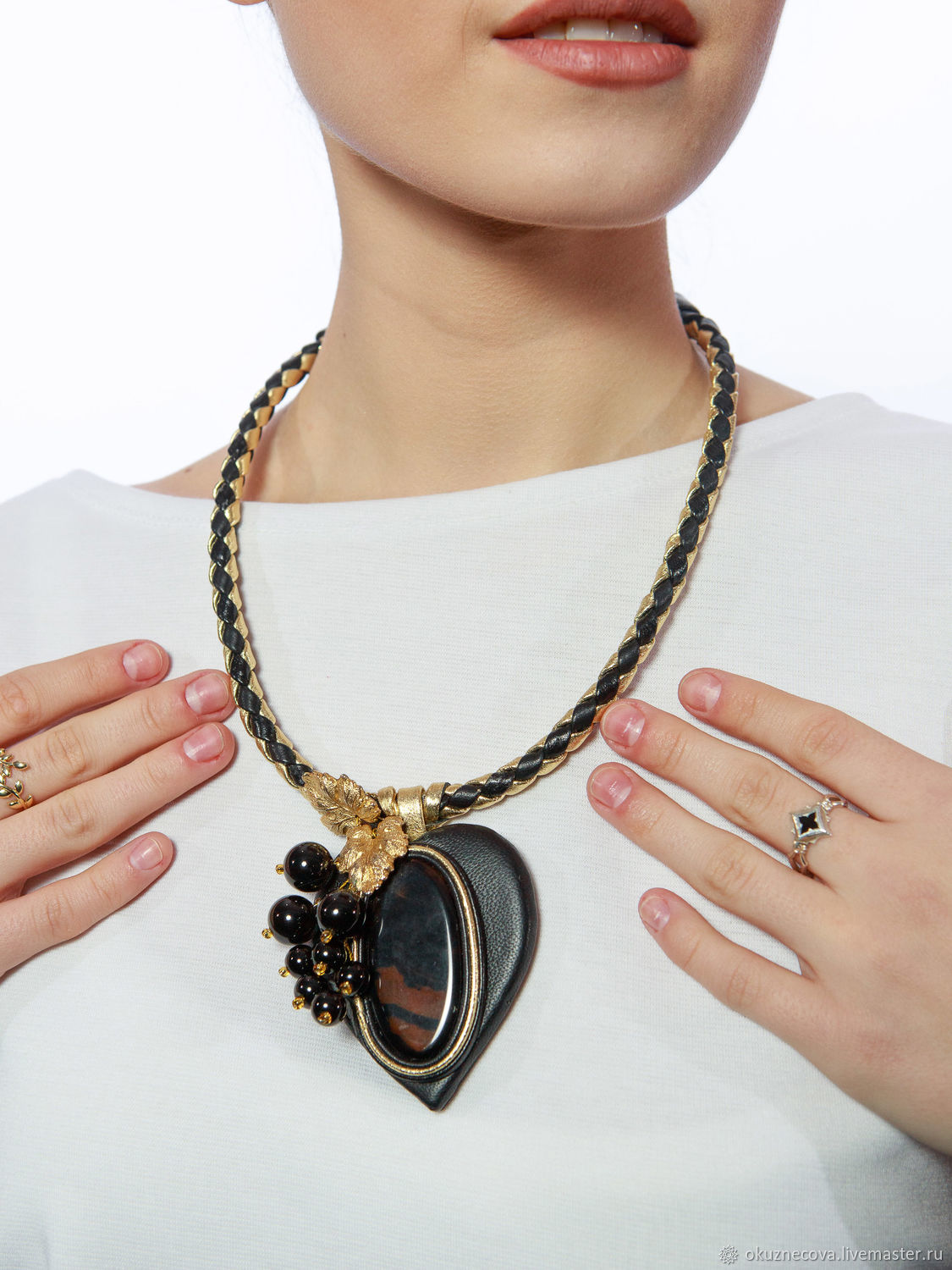 Black Gold Leather Necklace 2. Leather necklace with a heart, Necklace, Gus-Khrustalny,  Фото №1