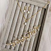 Свадебный салон handmade. Livemaster - original item Set of wedding jewelry in gold. Twig, earrings and pendant. Handmade.