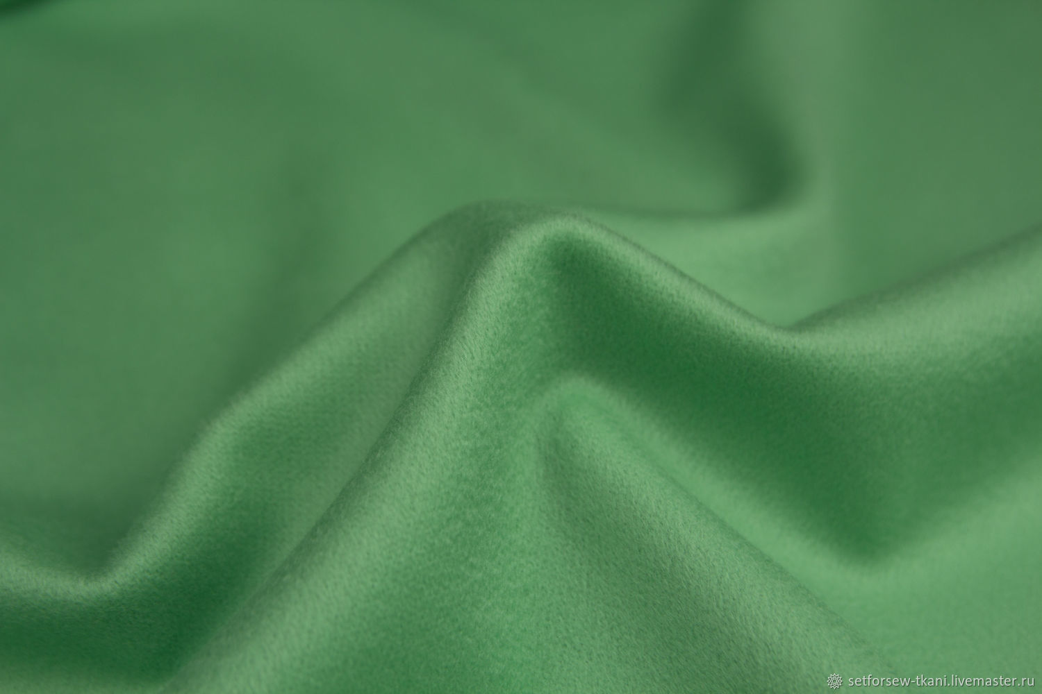 зеленая ткань для платья