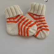 The baby socks (10 cm)