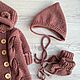 Вязаный комплект на 0-3 месяца. Комплект одежды для выписки. safina_knit. Интернет-магазин Ярмарка Мастеров.  Фото №2