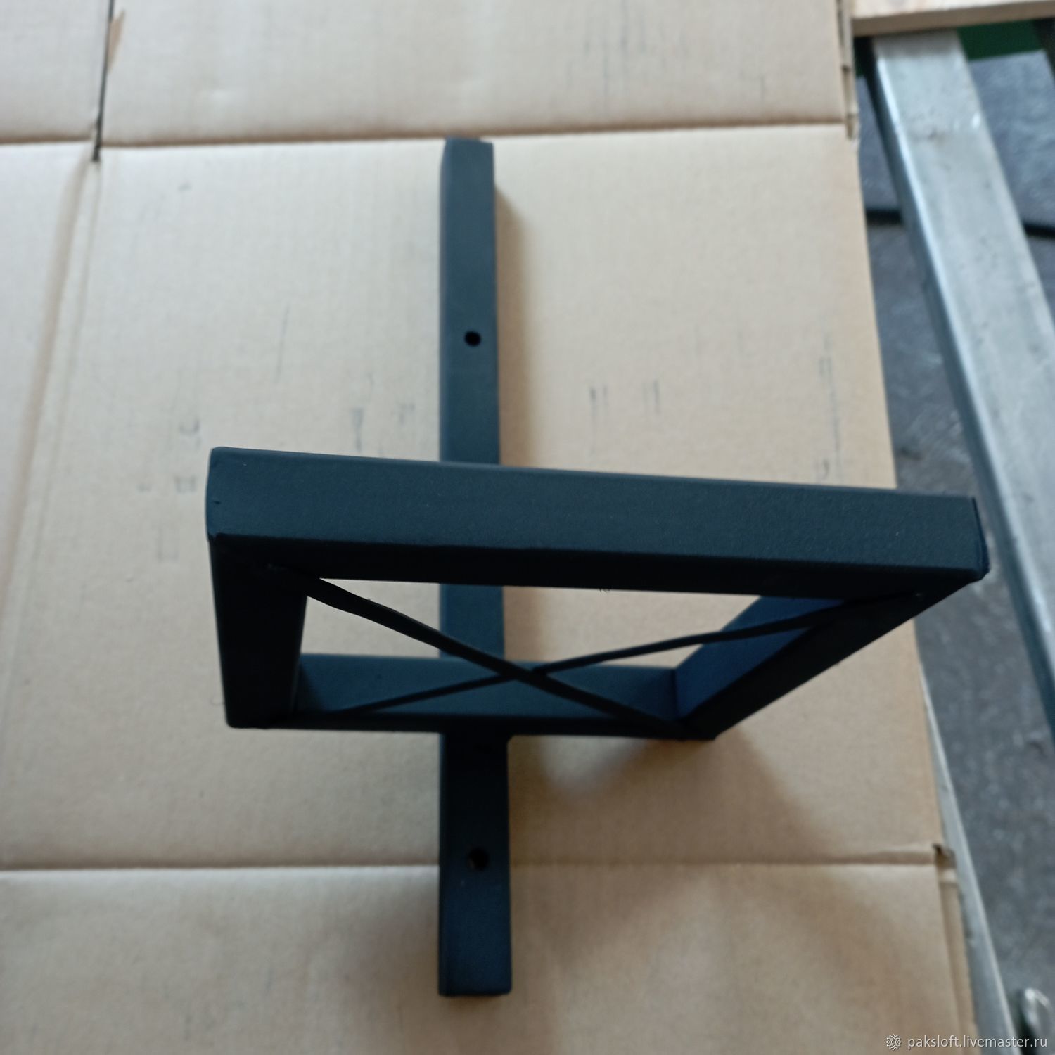 Подставка для цветов в интернет-магазине Ярмарка Мастеров по цене 500 ...