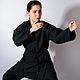 Правильное название кимоно для боевых искусств - кейкоги (тренировочная одежда) или доги (одежда для постижения пути).