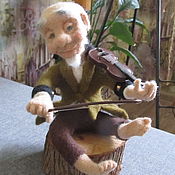 Интерьерная кукла: Лепрекон Шотландец с волынкой