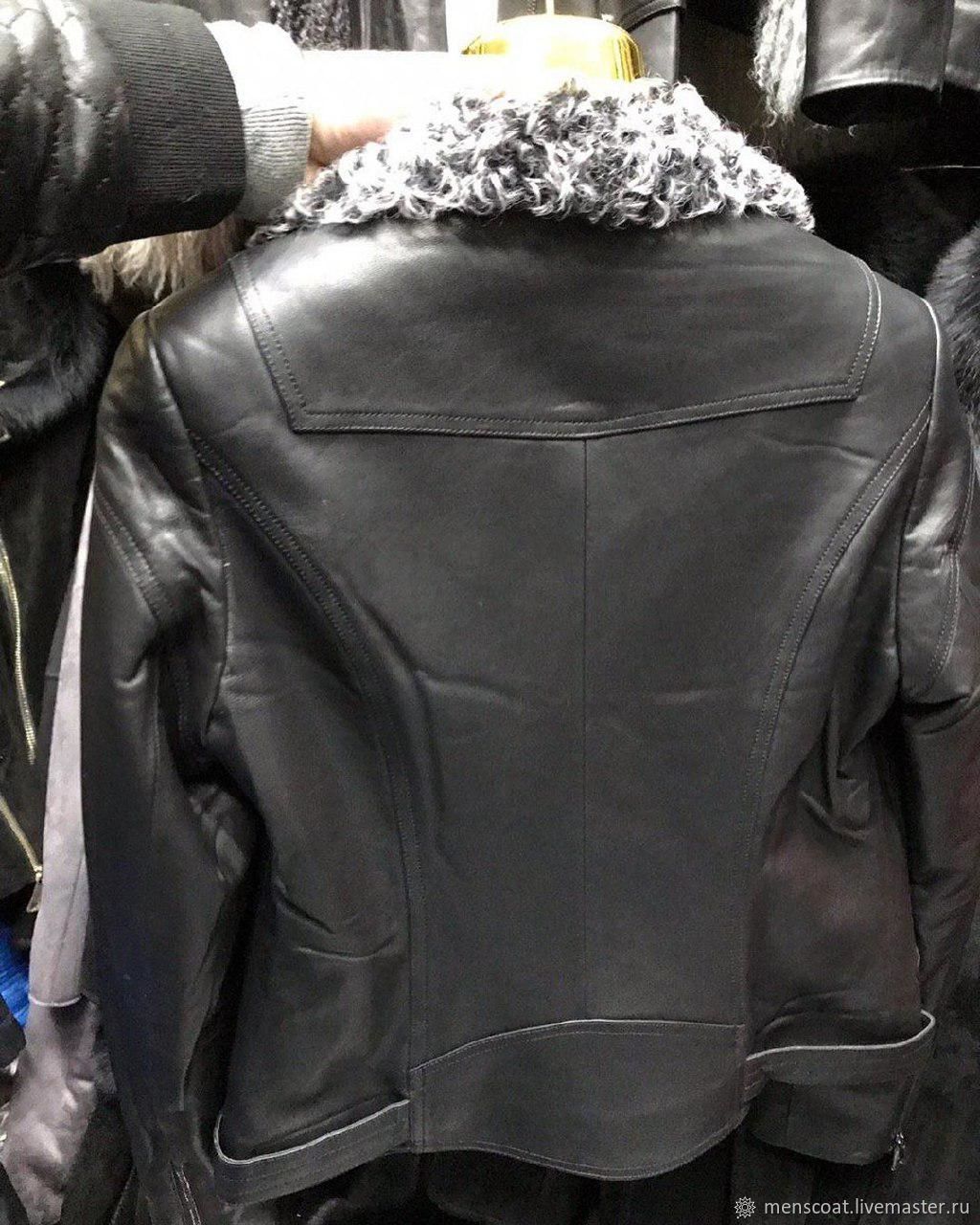 Куртка с каракулевым воротником