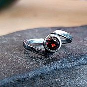 РЕЗЕРВ Серебряное кольцо с кварцем-волосатиком (19,5 размер)
