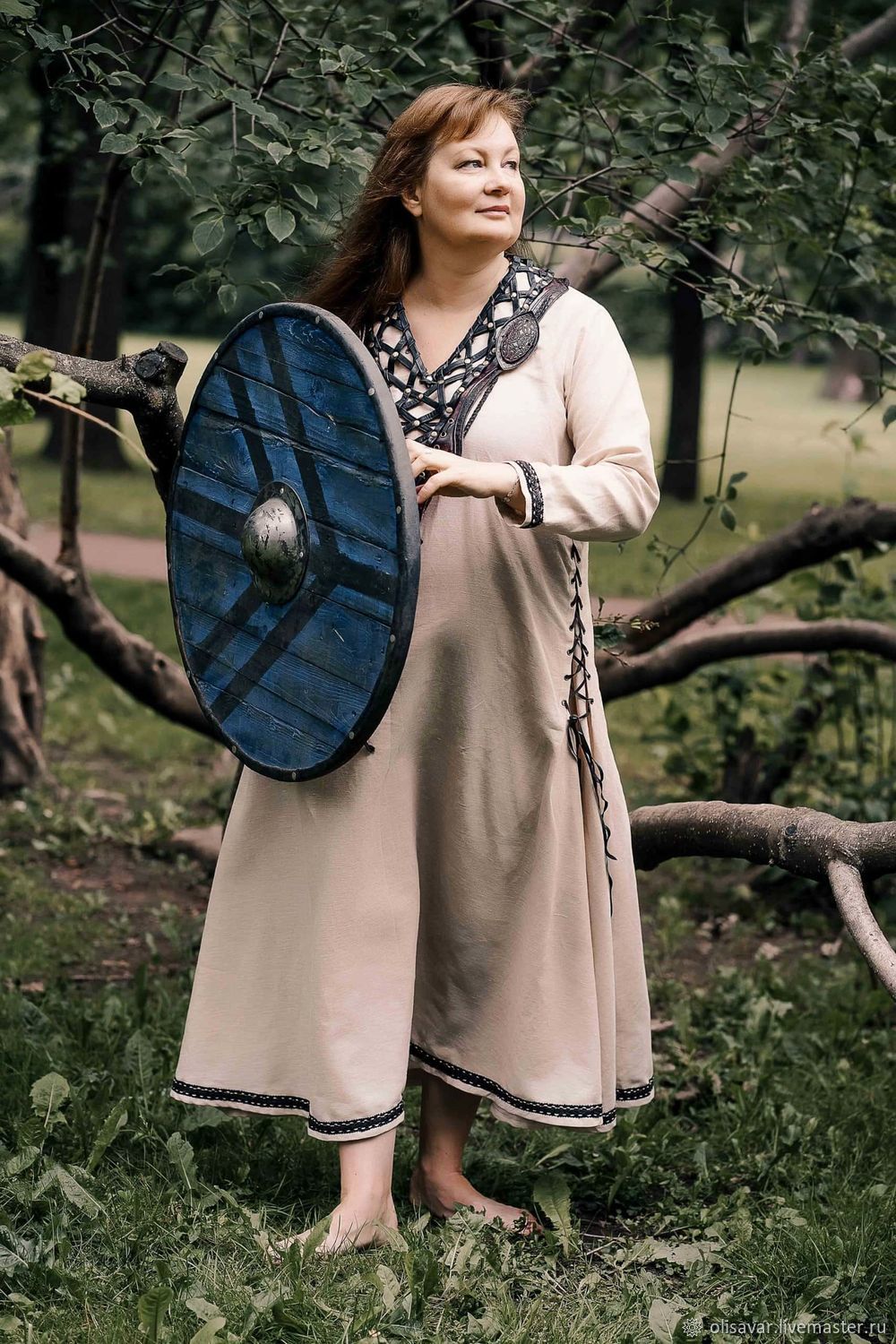 https://cs1.livemaster.ru/storage/ee/c4/a0c4a14ce8d1cbe544dc9efad4e5--clothing-women-s-dress-freydis-viking-attire.jpg