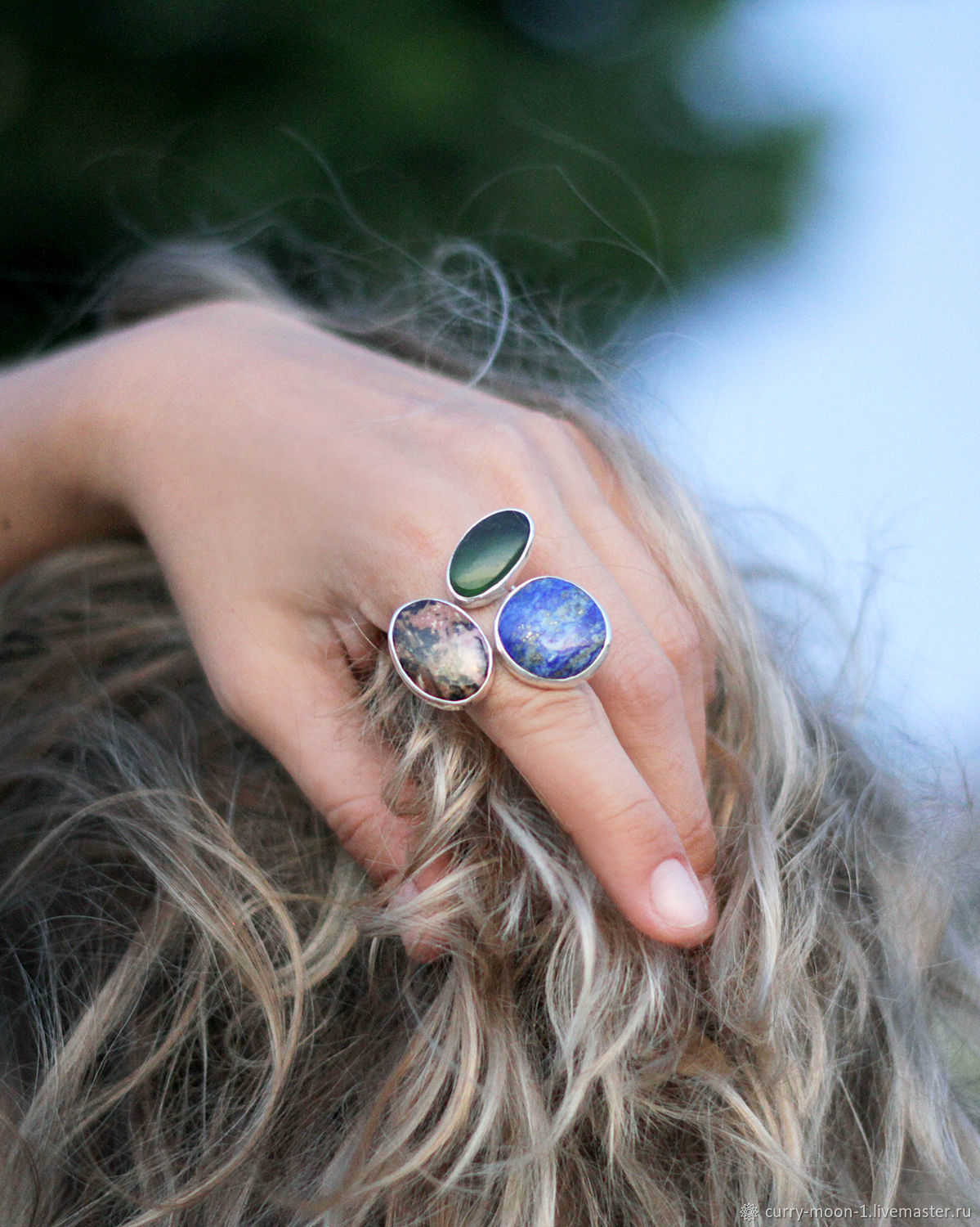 Кольцо с тремя камнями для женщины Девы в интернет-магазине ЯрмаркаМастеров по цене 4060 ₽ – NWLUGRU