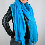 Аксессуары handmade. Livemaster - original item Wide knitted scarf bright turquoise with tassels. Handmade.