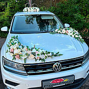 Свадебные украшения на машину в сиренево-розовом цвете № 119а